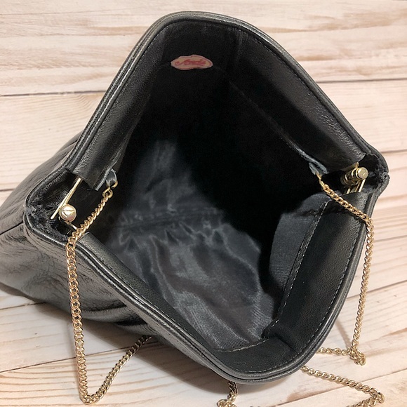 Vintage 80’s Ande Black Leather Clutch/Crossbody Gold Chain Strap - Picture 10 of 11